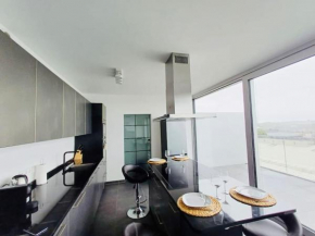 2 bedrooms Penthouse in Center w Terrace&Parking